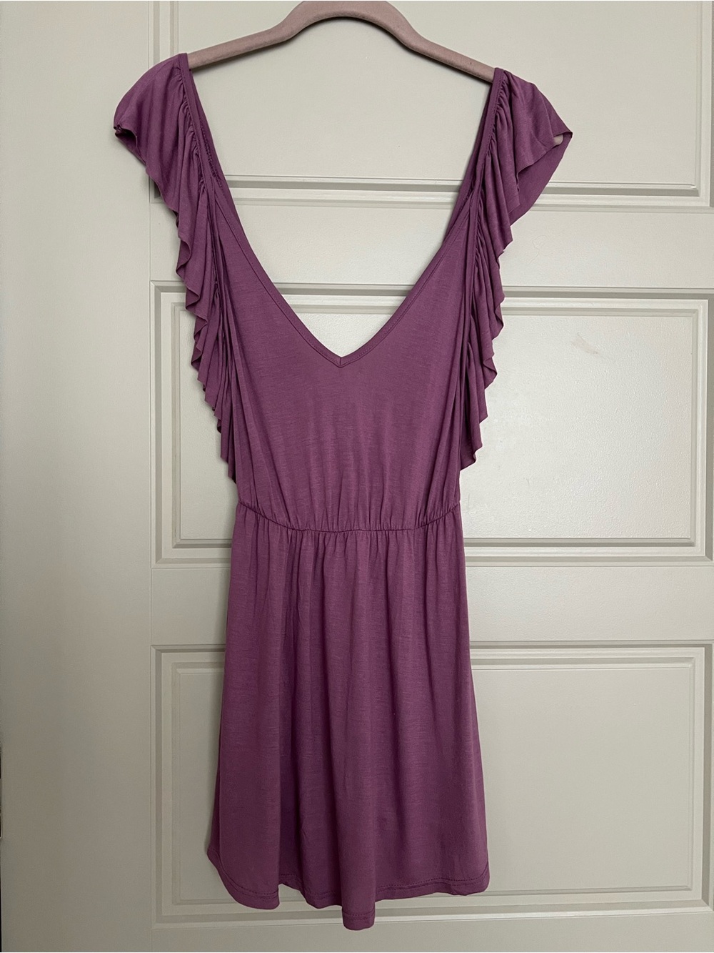 Plum Ruffle top XS V neck cutout back flowy drapey